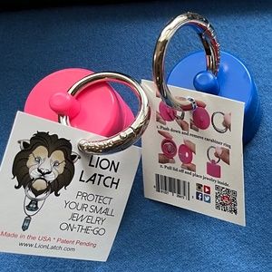 NWT Set of 4 Lion LatchTraveling Jewelry / Pillbox Holders